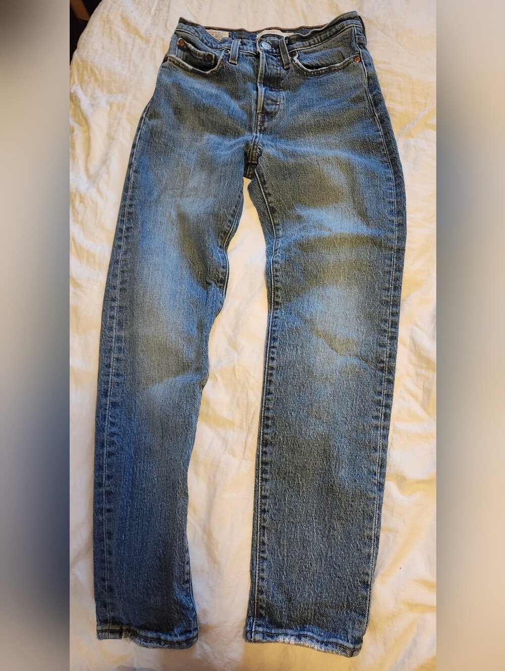 Levi's 501 Wedgie Straight Leg Jeans in Medium Blue Denim